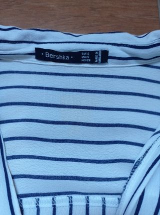 LOTE Dos camisas 8 euros.