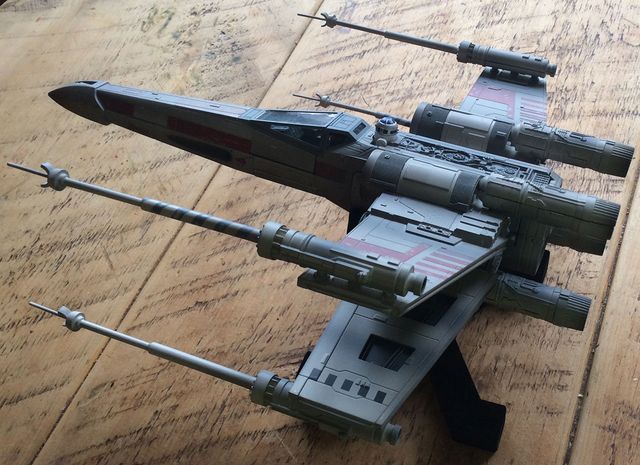Star Wars Code 3 X-Wing Fighter (incompleto)