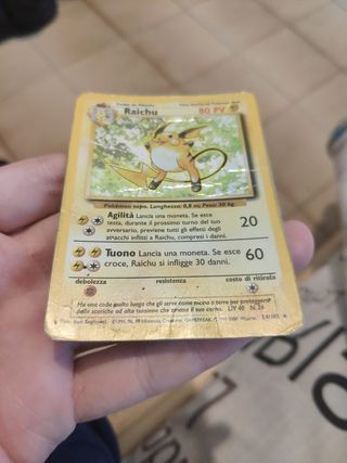 Carta pokemon raichu