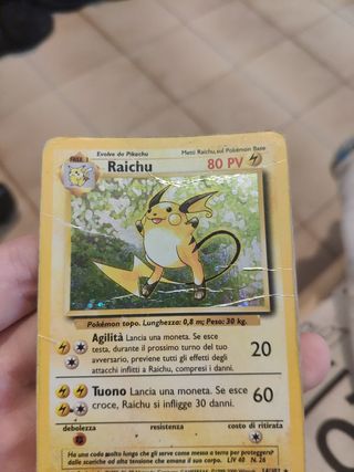 Carta pokemon raichu