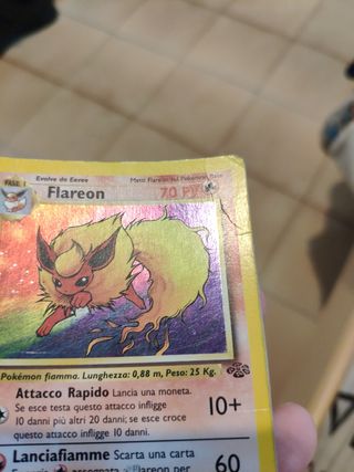 Carta pokemon flareon