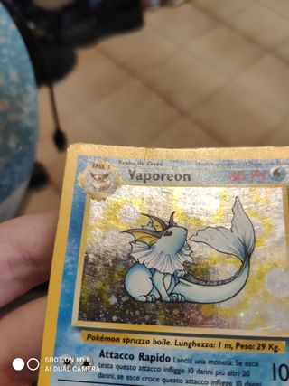Carta pokemon vaporeon
