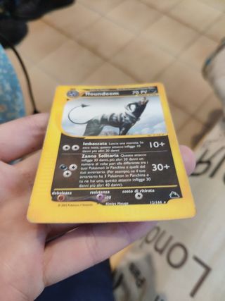 Carta pokemon houndoom