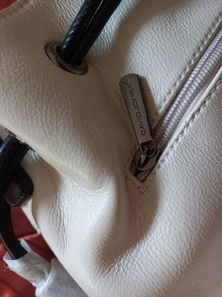 Mala David Jones nova