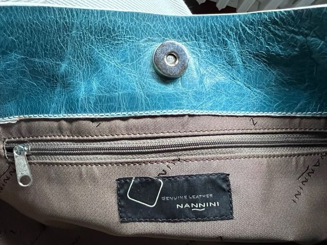 Nannini borsa in nappa turchese
