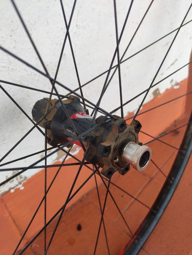 rueda trasera btt fullcrum tubeless ready