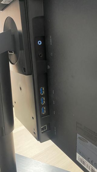 Samsung Monitor LED Full HD 27" 2K