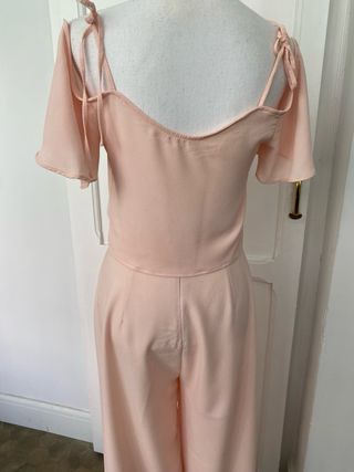 conjunto rosa palo, top y pantalon palazzo.