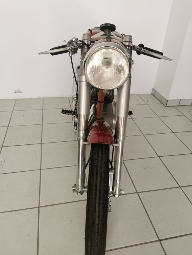 Ducati 200 Elite restaurata 