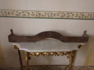Galería de madera antigua.