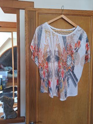 Camiseta Patty Moon