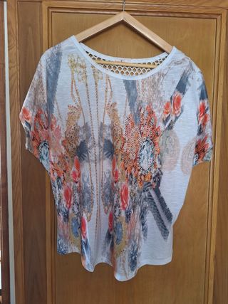 Camiseta Patty Moon