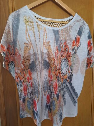 Camiseta Patty Moon