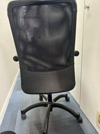 Silla de oficina negra