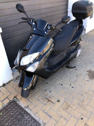 Yamaha majesty 125 (casi dos motos) si necesitas p