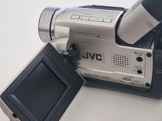 Camara JVC mini dv GR-DVL100E