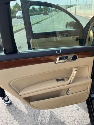 Volkswagen Phaeton 2010