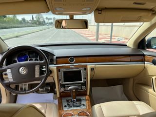 Volkswagen Phaeton 2010