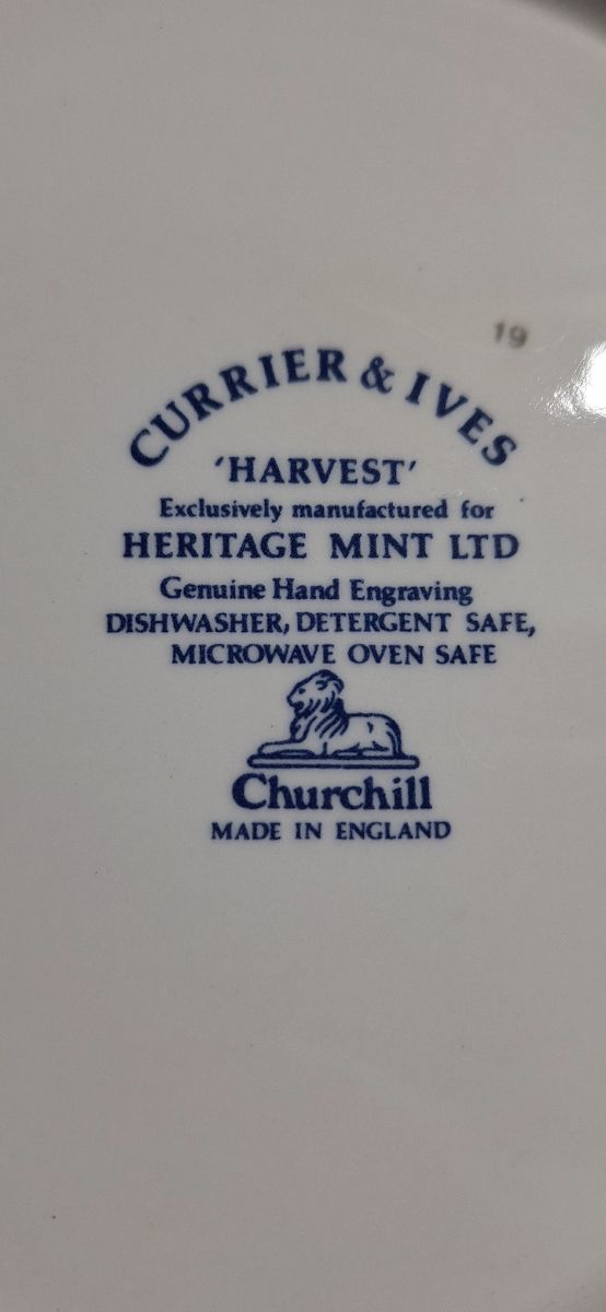 Vajilla CHURCHILL  UK