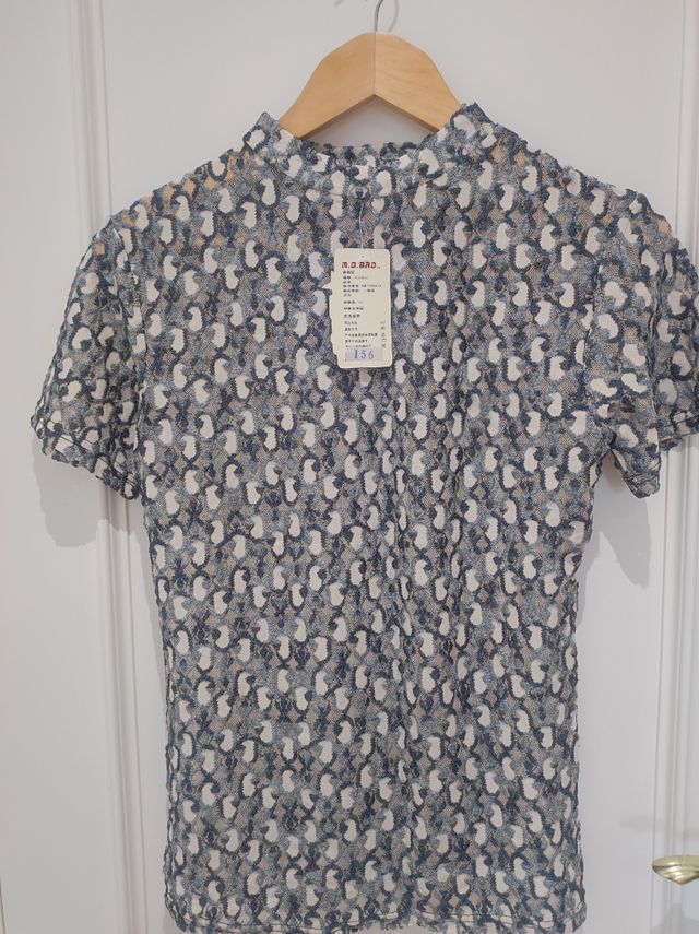 Camiseta semitransparente mujer