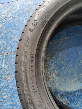 255/45R19 100V Pirelli 