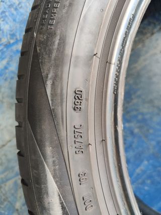 255/45R19 100V Pirelli 