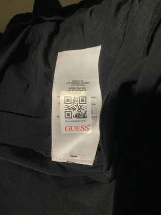 Abito Guess scollo all’americana