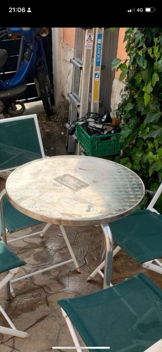 tavolo da terrazza circolare in acciaio inox