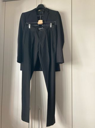 traje  negro ZARA
