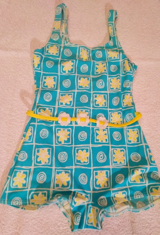 Bañador niña-talla 12 "El Corte Inglés"