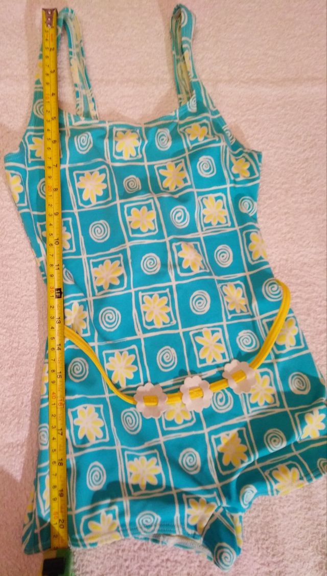 Bañador niña-talla 12 "El Corte Inglés"