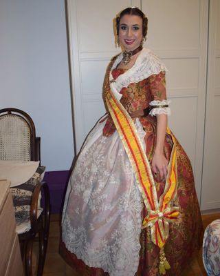 Traje de fallera 