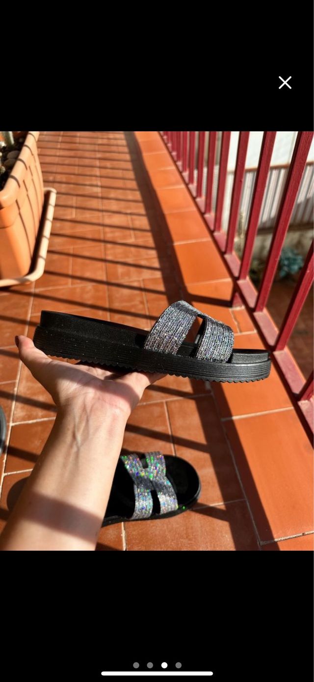 Chanclas plateadas 39
