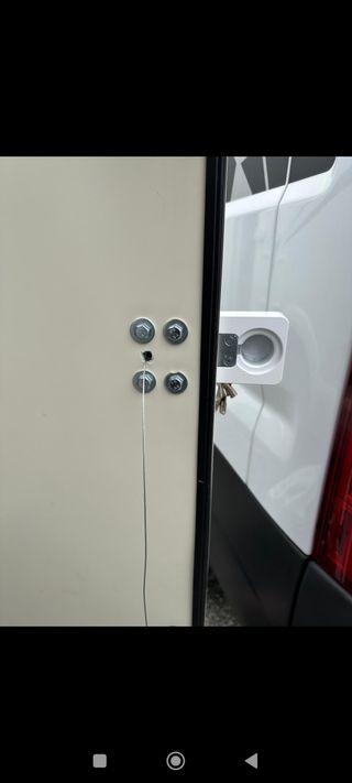 Cierre de seguridad para autocaravana