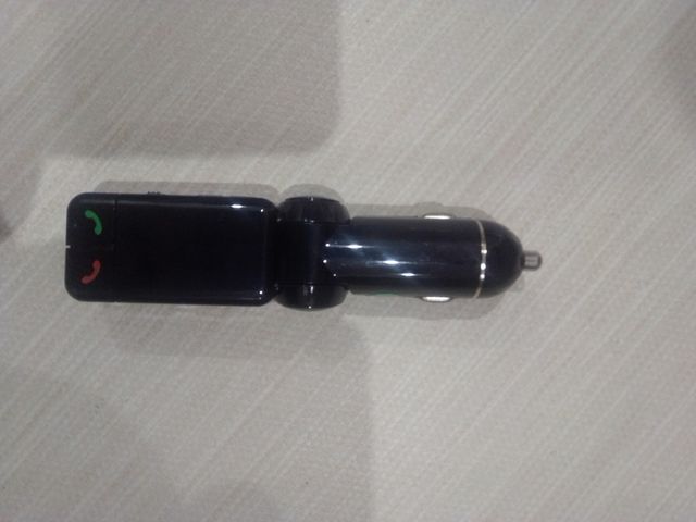 Bluetooth car carger Trasmettitore multifunzione