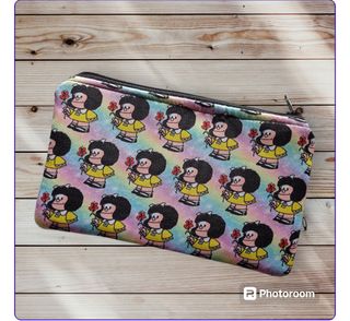 Mafalda flor estuche neceser