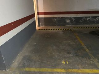 Se alquilan plazas de garaje y trastero