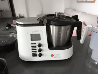 ROBOT DE COCINA 