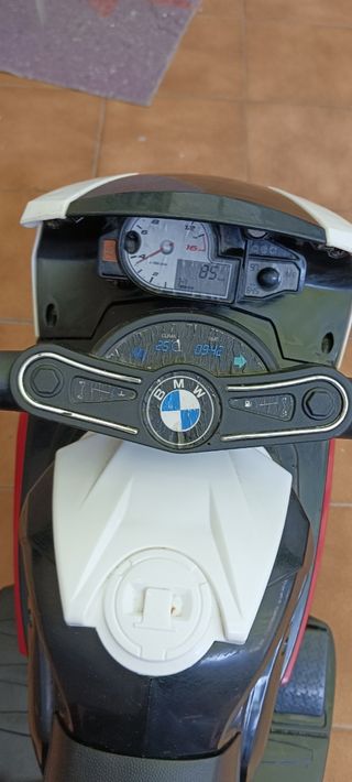 Moto eléctrica niño