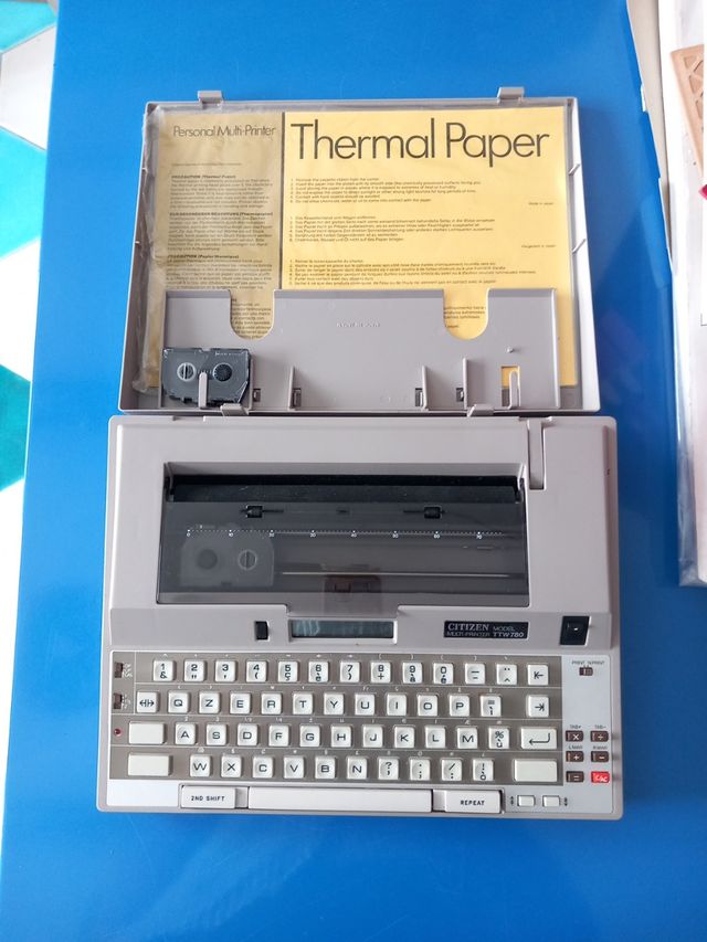 Rarità. Macchina da scrivere elettrica