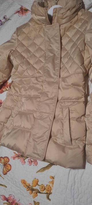 GUESS MUJER PLUMÍFERO