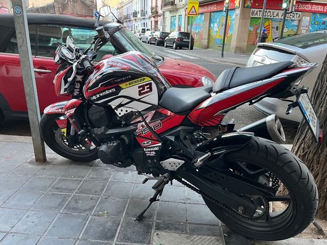 Kawasaki z750 LIMITADA EN PAPELES A2