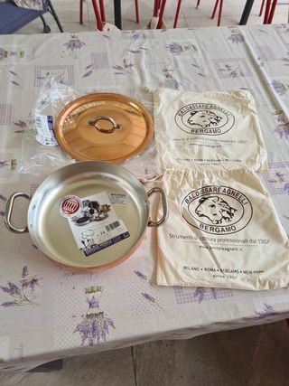 Casseruola con manici e coperchio rame