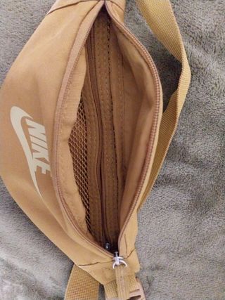 Riñonera nike