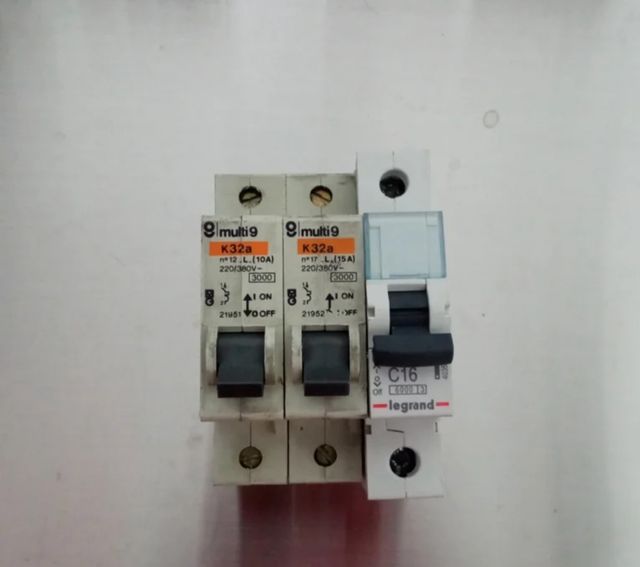 Automático Interruptor