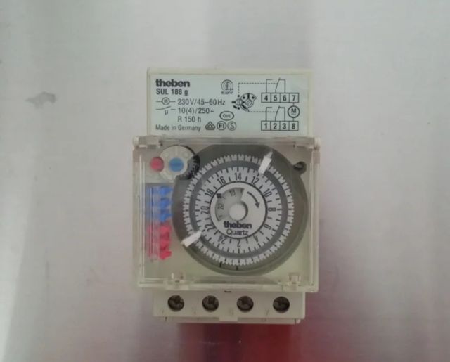 Reloj programable. Cuadro Automáticos