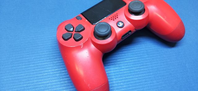 Mando PS4 rojo