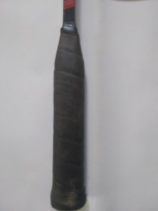 RAQUETA DE BÁDMINTON.