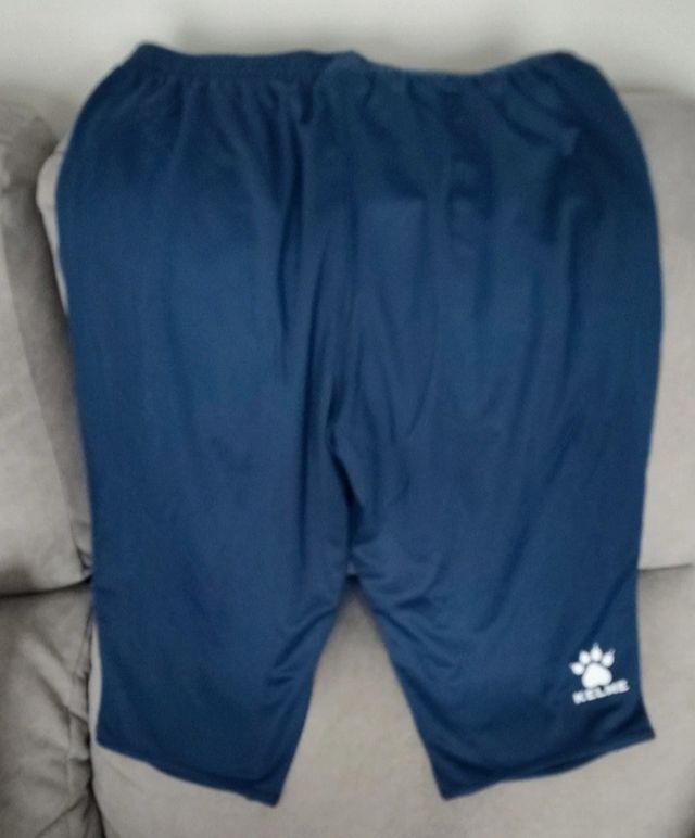 Pantalón deportivo kelme talla xs
