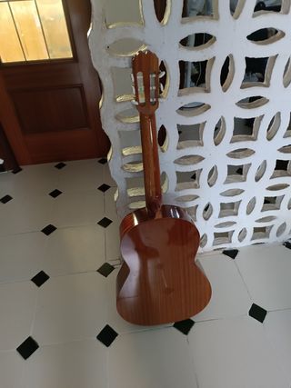 Guitarra española, Admira, rosario